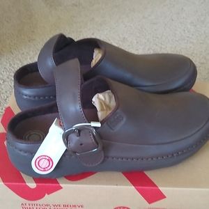 fitflop gogh pro clogs